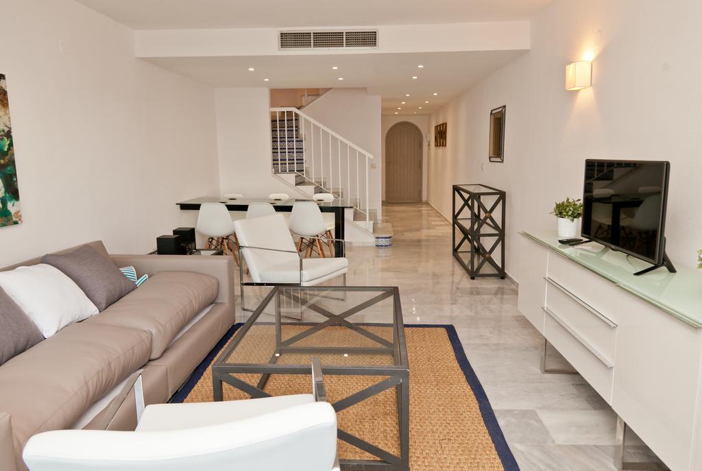 Holiday Home Clarisa Estepona Exterior foto